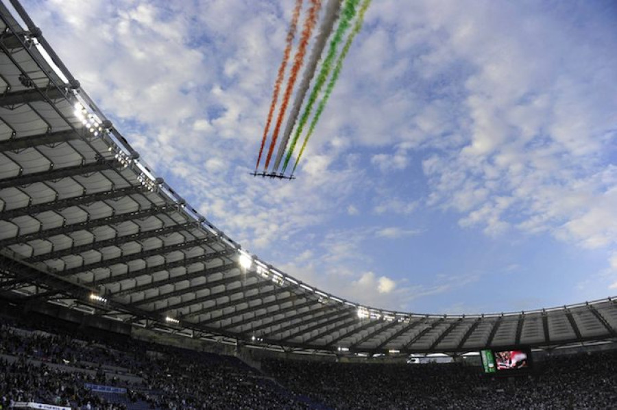 Italian Football  - Aeroplanes