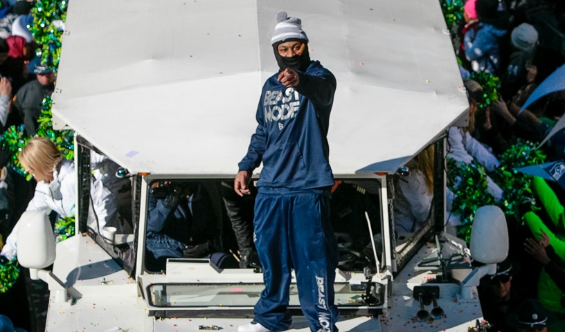 Marshawn Lynch Super_Bowl Parade in Beast Mode top