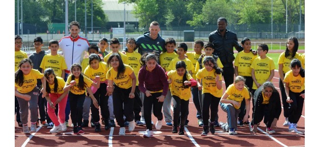 Middlesborough_Sports_Village_Youths_Running