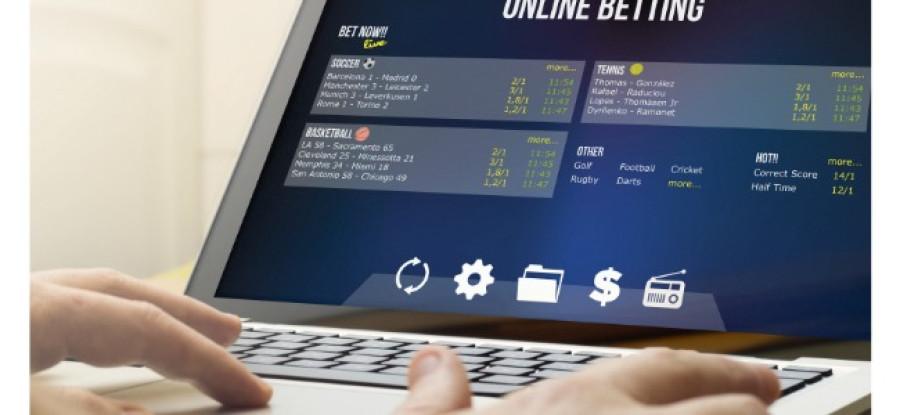 Online_Betting_Via_Laptop