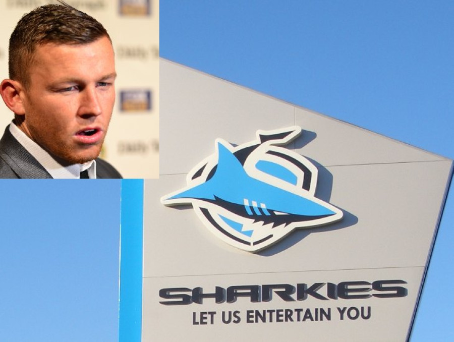 Todd Casey and Cronulla Sharks Sign